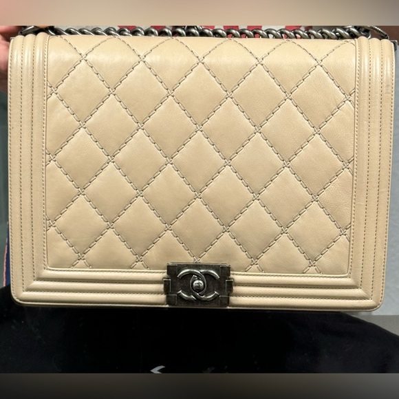 Large Chanel Boy Bag!!! - Picture 2 of 16